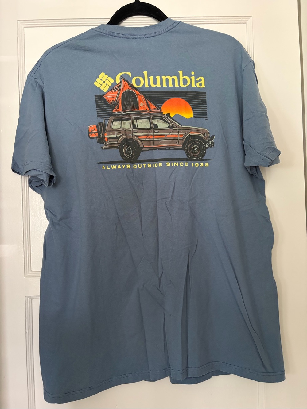 Columbia Men’s Short-Sleeve Tee in Dusty Blue with Yellow Logo - Picture 4 of 5